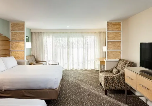 جناح بسريرين كوين، Holiday Inn Express and Suites La Jolla - Windansea Beach 2/3