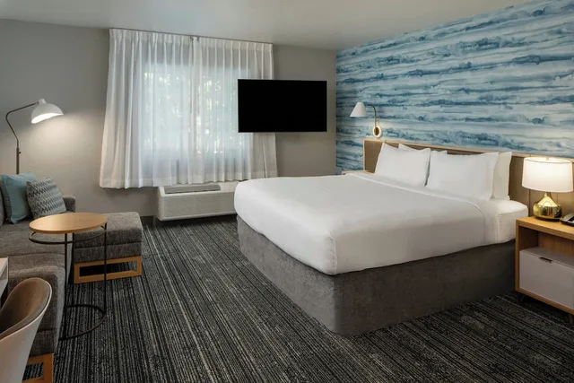 استوديو بسرير كينج مع أريكة، Towneplace Suites Texarkana 3/8