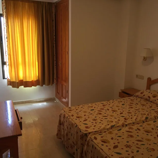 غرفة بسريرين منفصلين، Hotel Levante 3/3