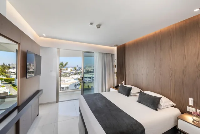 Junior Suite, Sea View, Sofa, Pavlo Napa Beach Hotel 1/2