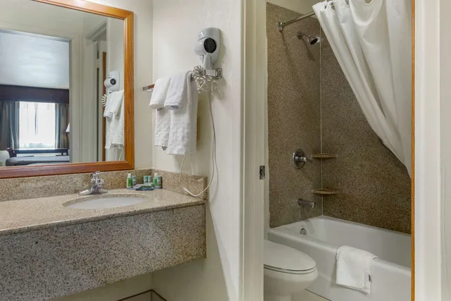 غرفة بسريرين كوين للمدخنين، Best Western Caprock Inn 5/7