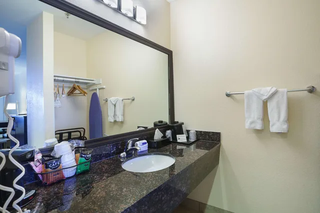 غرفة بسرير كينج، Best Western Superstition Springs Inn 8/10