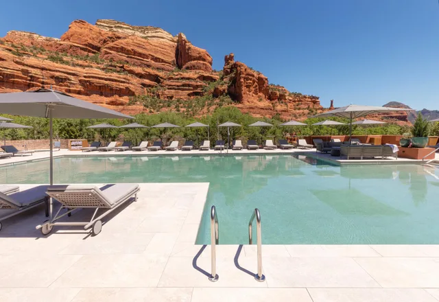 جناح، Enchantment Resort 1/3