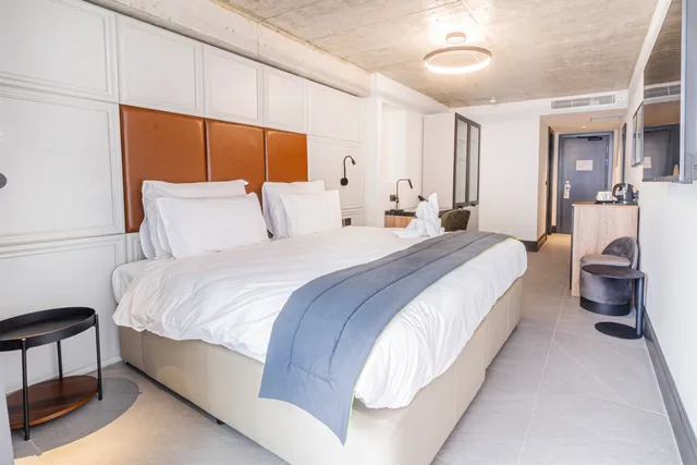 Superior, Double or Twin Bed, City View, The Londoner Hotel Sliema 1/2