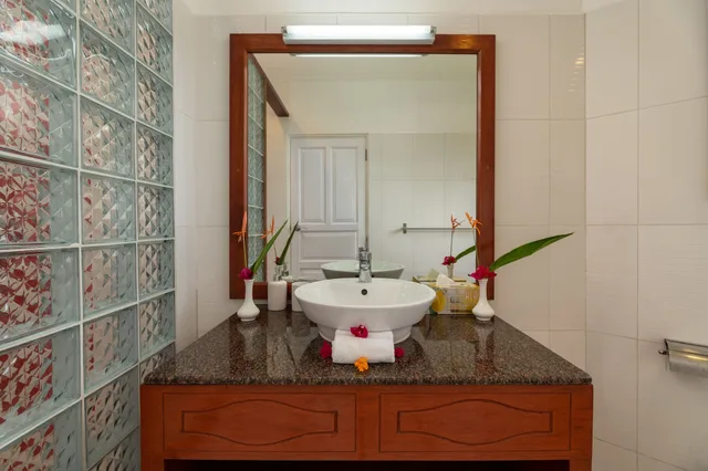 غرفة قياسية بسرير كوين، Glacis Heights Villa 3/5