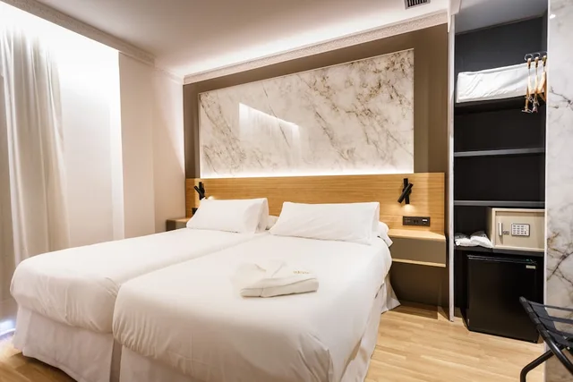 غرفة قياسية بسريرين منفصلين، Hotel Dauro Premier 3/10