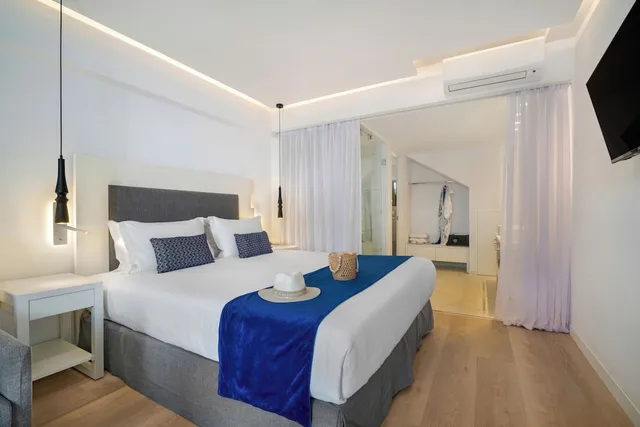 Lower, Boutique, Suite, Queen Bed, Plunge Pool, Annex, Grand Floor، Knossos Beach Bungalows Suites Resort & Spa 1/9