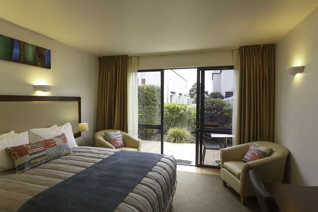 استوديو بسرير كوين، Delorenzo S Studio Apartments 1/9
