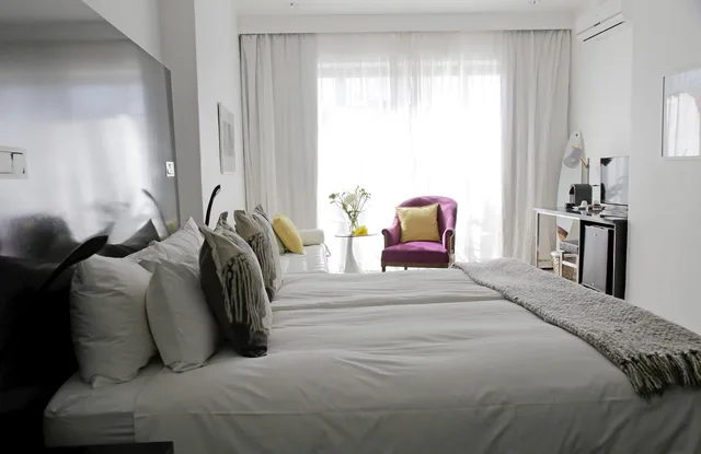 Premium, King Bed, Sofa, Pool Corner، Dysart Boutique Hotel 1/1