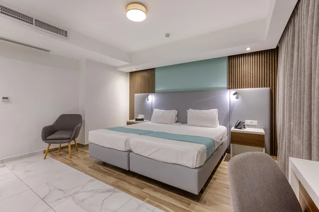 Inner, Double Bed, No Balcony، Solana Hotel & Spa 5/10