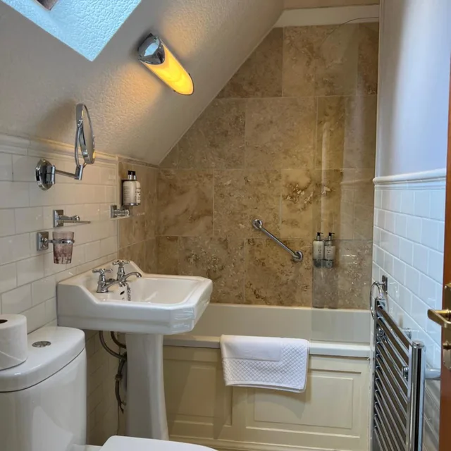 Small Double, Corriegour Lodge Hotel 6/7