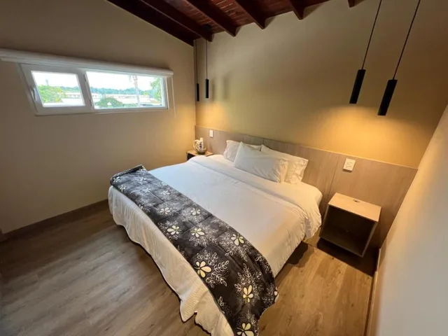 غرفة قياسية بسرير كينج، Hotel & Golf Isak 8/10