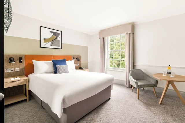 غرفة قياسية بسرير مزدوج، voco Edinburgh Royal Terrace 1/8
