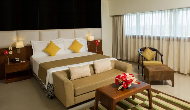 غرفة بريميوم، THE RAVIZ CALICUT 2/2