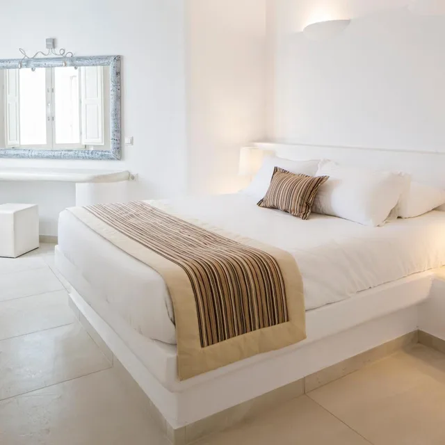 2 Bedrooms, Suite, Sea View, Outdoor Jetted Tub، Amber Light Villas 1/10