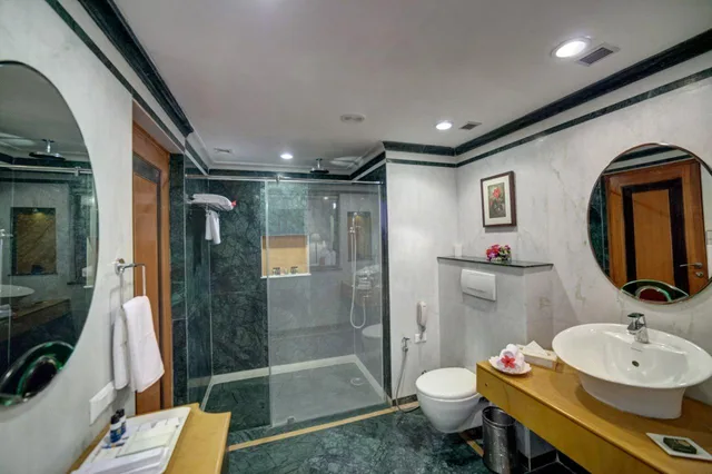 غرفة ديلوكس، Ramada by Wyndham Udaipur Resort and Spa 3/3
