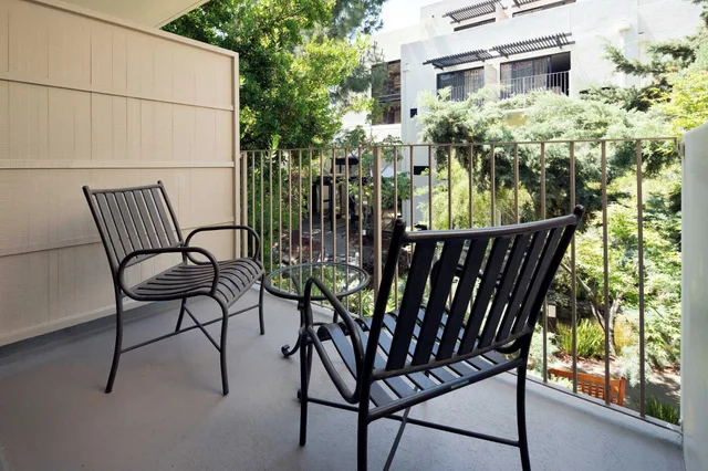 غرفة بريميوم بسرير كينج، Sheraton Palo Alto Hotel 1/6