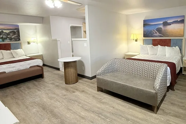 غرفة بسريرين كوين في طابق مرتفع، Rodeway Inn Winnemucca NV 1/6