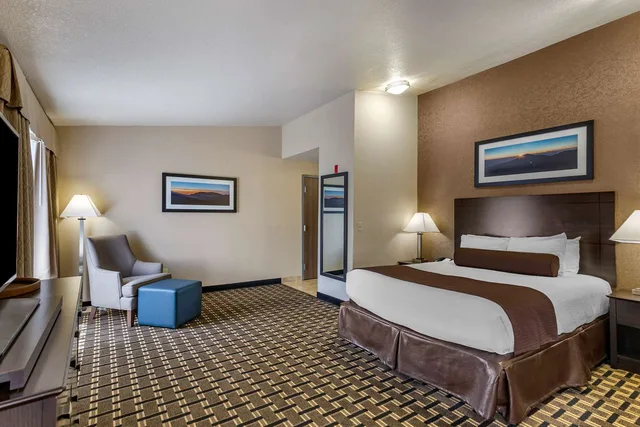 غرفة بسرير كوين، Best Western Plus Las Vegas West 2/5