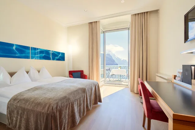 غرفة سوبيريور بإطلالة على البحيرة بشرفة، Seehotel Waldstaetterhof Swiss Quality Hotel Susp 1/2