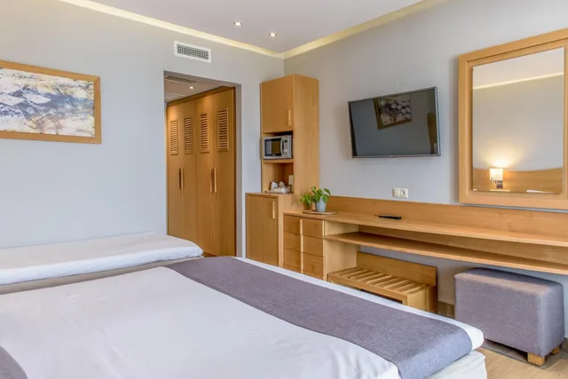 غرفة سوبيريور بسرير مزدوج بإطلالة على الحديقة بمسبح خاص، Lyttos Beach Hotel 2/3