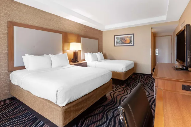 جناح بسرير كينج، Best Western Summit Inn 6/9