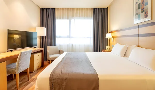 غرفة بسريرين مزدوجين، Ilunion Pio Xii Hotel 1/1