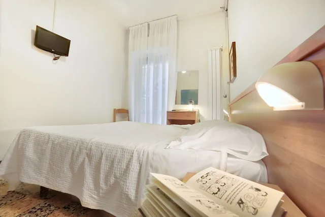 غرفة قياسية بسرير مزدوج أو سريرين منفصلين بشرفة، HOTEL MAYOLA 3/3
