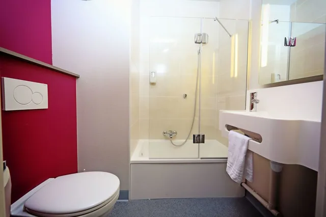 غرفة ثلاثية، B&B Hotel at Disneyland Paris 3/3
