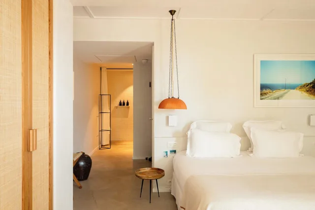 غرفة بريستيج، Hotel Les Roches Rouges 3/8