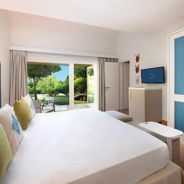 غرفة سوبيريور بسرير مزدوج أو سريرين منفصلين، Chia Laguna - Hotel Village 3/5