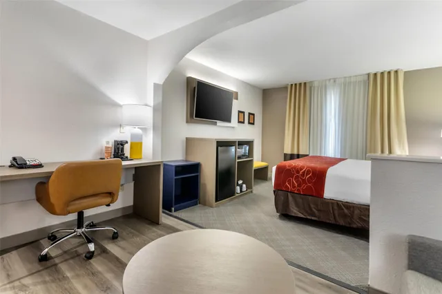 جناح بسرير كينج، Comfort Suites Downtown Sacramento 5/7