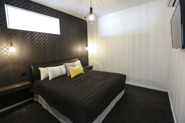 شقة تنفيذية بسريرين كينج بغرفتي نوم، Indulge CBD Apartments 4/10