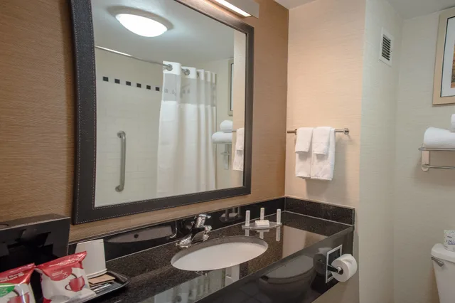 استوديو بسريرين كوين مع أريكة، Fairfield Inn And Suites Knoxville East 8/10