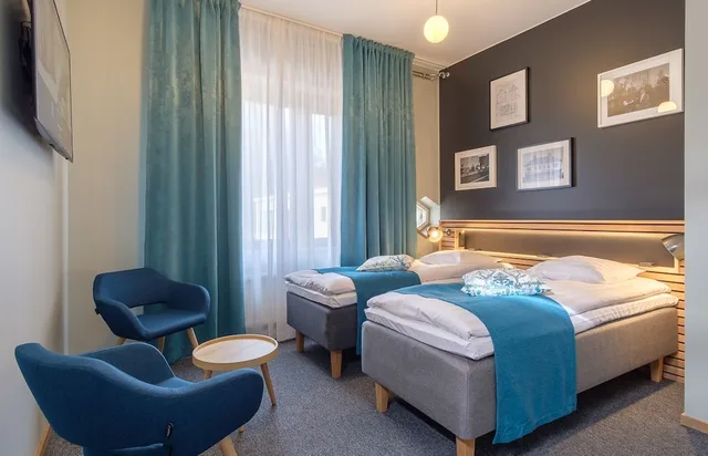 غرفة مريحة بسريرين منفصلين في الملحق، Hotel Kultahippu 1/2