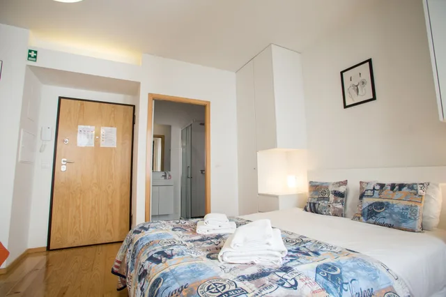 استوديو بسرير مزدوج بشرفة، Living Porto Apartments by Porto City Hosts 1/4