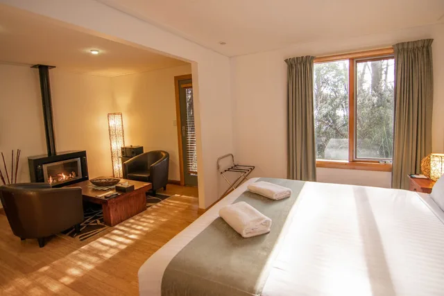 جناح بسرير كينج بغرفة نوم واحدة، Lake St Clair Lodge 1/2