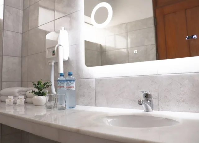 Senior, Suite, Inkari Suites 2/2