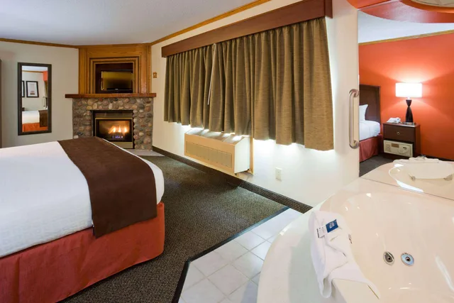 جناح بريميير بسرير كينج، AmericInn by Wyndham Virginia 3/3