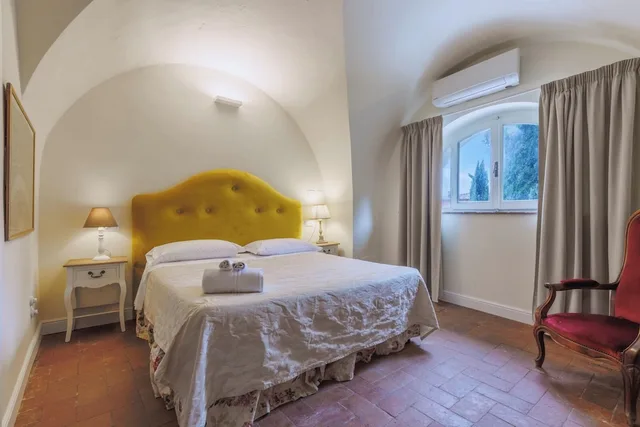 شقة حصرية بسريرين كينج بغرفتي نوم، Hotel Villa Sermolli 1/7
