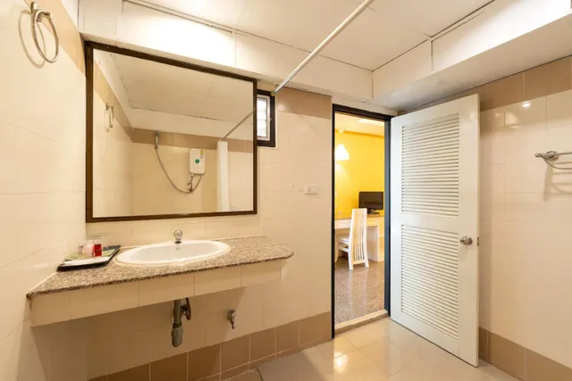 غرفة سوبيريور بسرير كينج بإطلالة على الجبل، Royal Peninsula Hotel 2/2