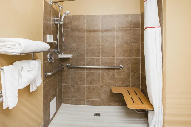 غرفة بسريرين مزدوجين لذوي الإعاقة، Hawthorn Suites by Wyndham Corpus Christi 6/6
