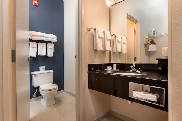 غرفة بسريرين كوين لذوي الإعاقة، Fairfield Inn Suites By Marriott Spearfish 2/3