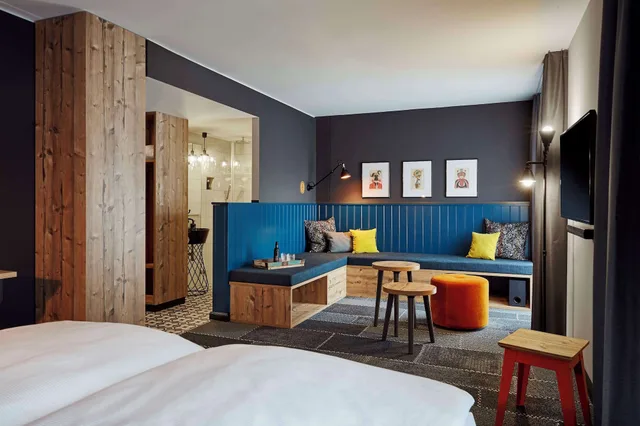 غرفة بريميوم بسرير كينج، Me and All Hotel Mainz 1/8