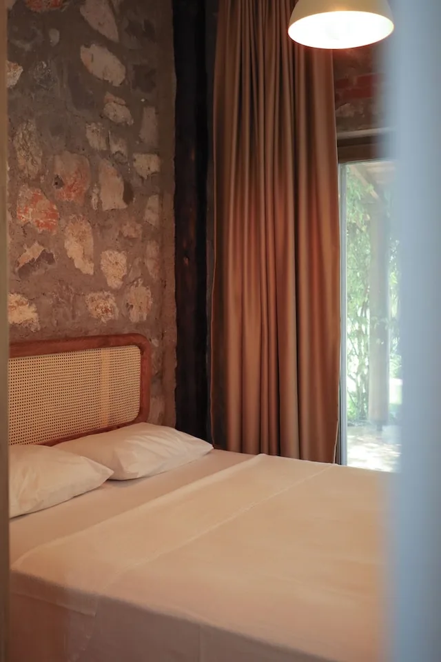 Basic, Queen Bed, Dalya Life 2/5