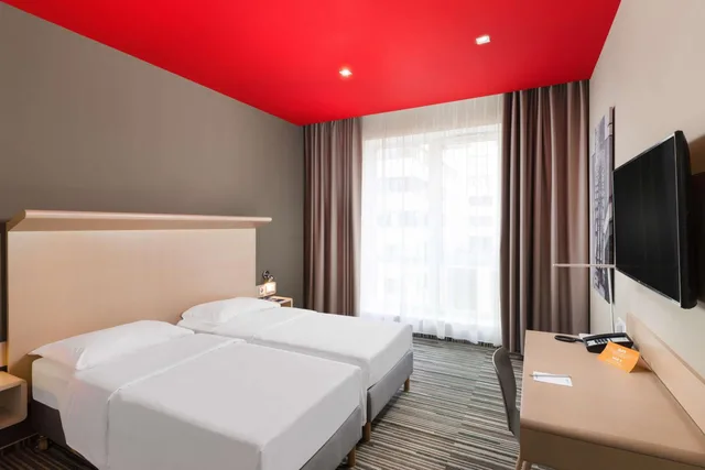 جناح، Park Inn By Radisson Budapest 2/8