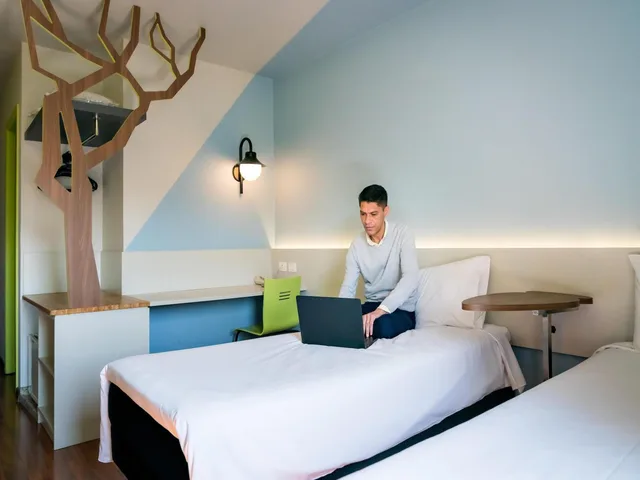Standard, Twin Beds, ibis Styles Curitiba Centro Civico 3/10