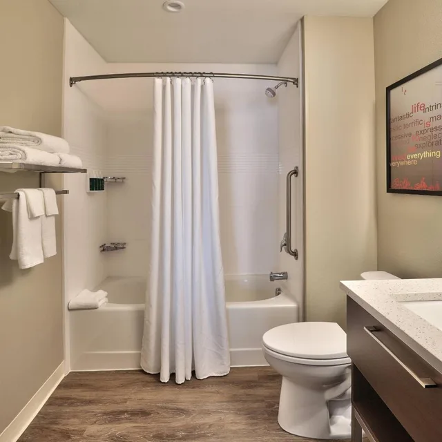 استوديو بسرير كينج وسريرين كوين بإطلالة على المدينة لذوي الإعاقة، TownePlace Suites by Marriott Albuquerque Old Town 3/5