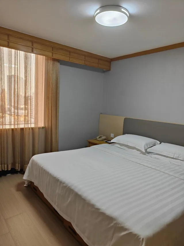 1 Bedroom, Apartment, Guangdong Hotel Zhuhai Ex Guangdong Regency 1/10
