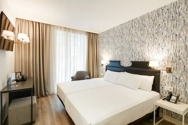 غرفة كلاسيكية مفردة بسريرين منفصلين، Sercotel Europa San Sebastian 2/4